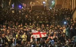 Gürcistan hükümeti protestolara rağmen “yabancı ajan” yasasını geçirmeye kararlı
