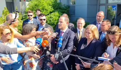 Almanya İçişleri Bakanı Bulgaristan-Türkiye sınırında incelemelerde bulundu