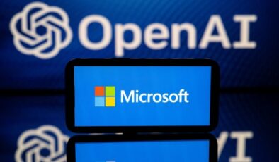 Sekiz Amerikan gazetesi ChatGPT üreticisi OpenAI ve Microsoft’a telif hakkı ihlali nedeniyle dava açtı