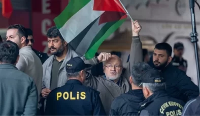 Steinmeier Ankara’da protesto edildi