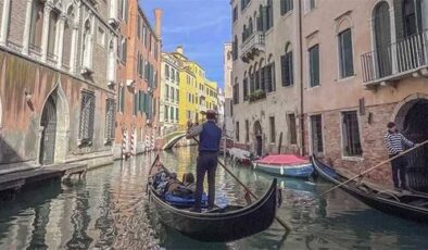 Venedik’e günübirlik gelen turistlerden giriş ücreti alınması uygulaması başladı