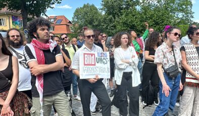 Berlin’de öğrenciler Filistin destekçilerine yönelik baskıları protesto etti