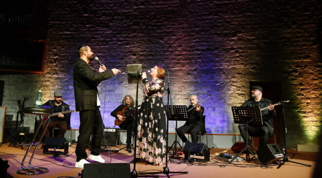 Çetin Çeto ve Nilüfer Akbal`dan güzel bir konser