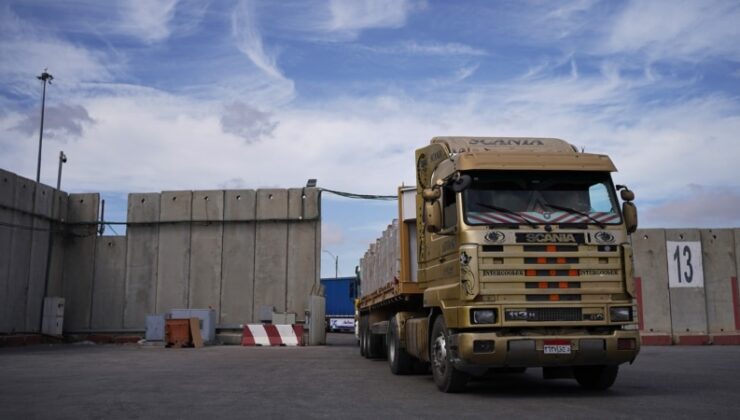 İsrail Gazze’ye yardım girişini sağlayan Kerem Şalom Sınır Kapısını yeniden açtı