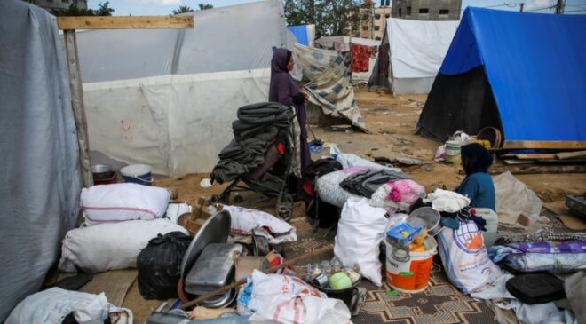 İsrail güçlerinin Gazze’nin Refah sınır kapısını ele geçirmesinin ardından Gazze’ye yardımlar kesildi