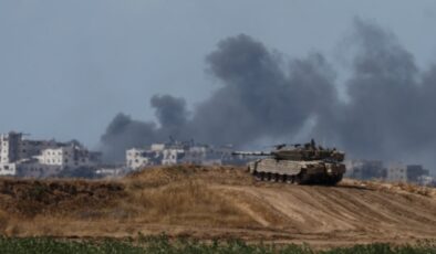 İsrail kuvvetleri Gazze’ye kuzeyden ve güneyden ilerliyor