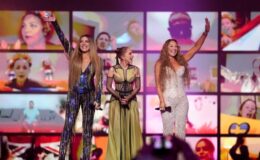 Sertab Erener 21 yıl sonra Eurovision’da sahne aldı