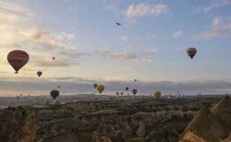 Türkiye’de sıcak hava balonuyla uçuşu deneyimleyenlerin sayısı 5,9 milyona yaklaştı