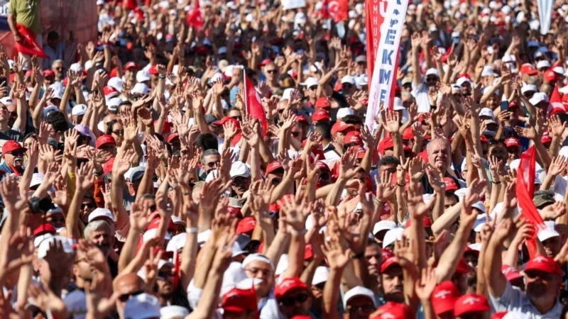 CHP Genel Başkanı Özgür Özel ‘Emek Mitingi’nde konuştu: “Ya geçim ya seçim”