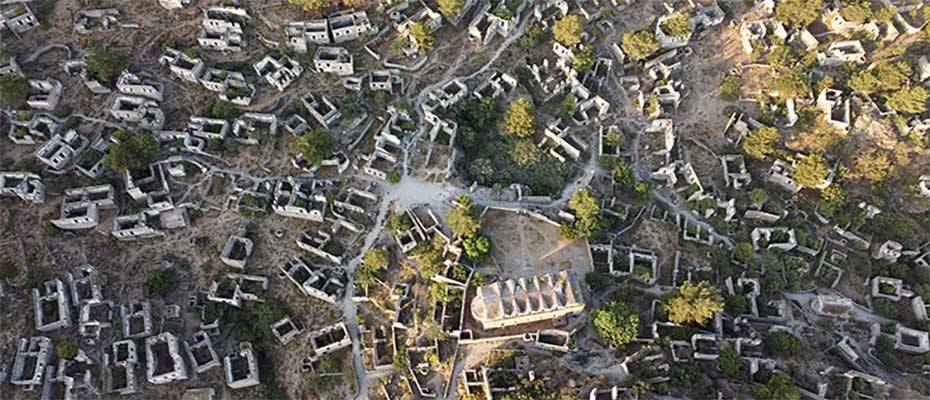 Fethiye’deki Hayalet köy turistlerin ziyaretleriyle canlanıyor