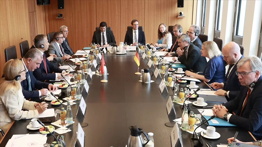 İçişleri Bakanı Yerlikaya, Almanya Federal İçişleri Bakanı Faeser ile bir araya geldi