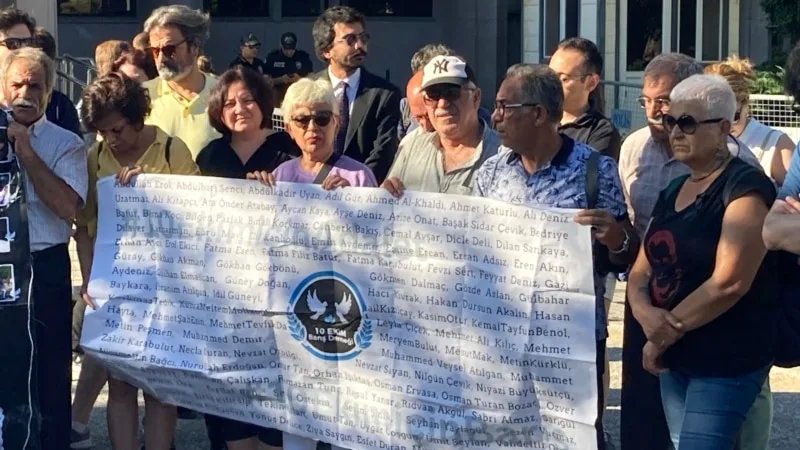 “IŞİD’in katliamı insanlığa karşı işlenmiş suç değil mi?” tepkisi 