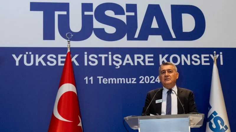 “Son 10 yılda fakirleştik, önyargılarımızı bir kenara bırakalım” 
