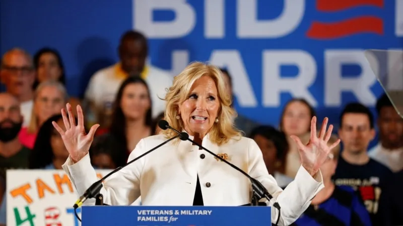 Jill Biden yarıştan çekilme baskıları altındaki eşine destek için sahada