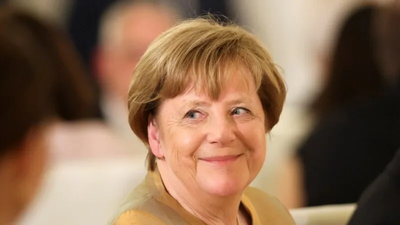 Almanlar, Angela Merkel’i özlüyor