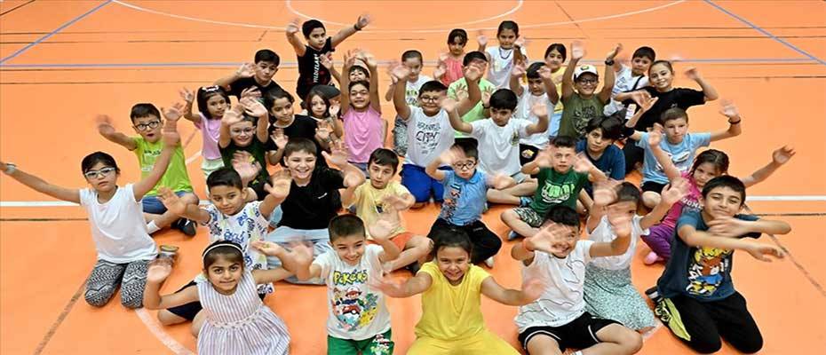 GSB’nin yaz okulları, seyahatseverlere yurtların açılması ve Müzekart uygulaması başladı