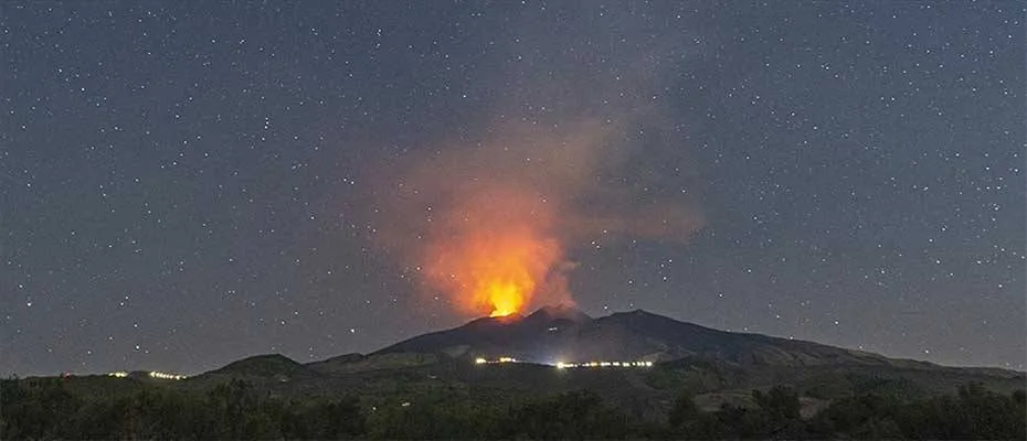 İtalya’daki Etna Yanardağı’nda volkanik hareketlilik sürüyor