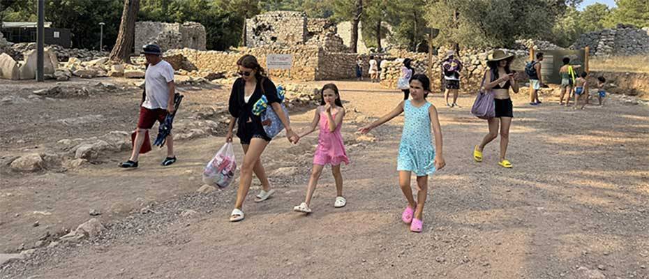 Kültür ve doğa turizmini tercih edenlerin adresi Olympos ve Çıralı