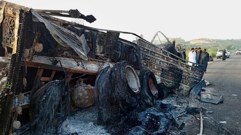 Pakistan’ın Belucistan eyaletindeki militan saldırılarında 60’dan fazla kişi öldü