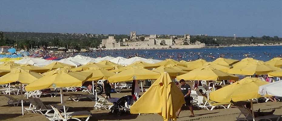 Mersin Kızkalesi’nde gurbetçiler turizmi hareketlendirdi