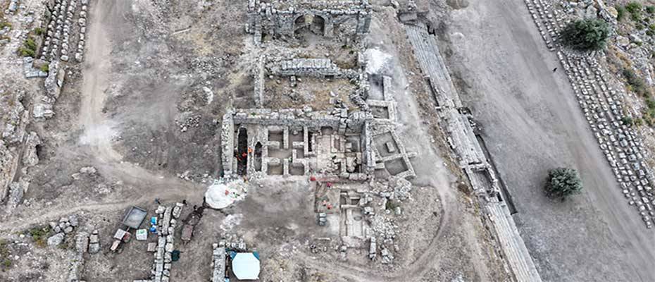 Sillyon Antik Kenti’nde Roma ve beylikler döneminde kullanılan hamam ortaya çıkarıldı
