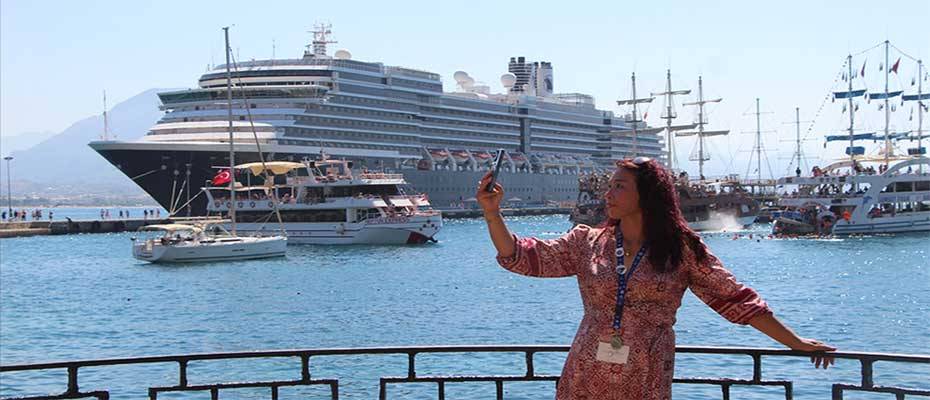 Sabırlıoğlu: Turizmde bu sene rekorlar yılı