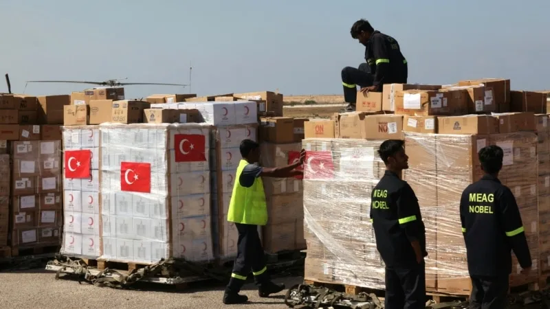 Türk STK’lar Lübnan’a 1300 ton insani yardım malzemesi göndermeye hazırlanıyor