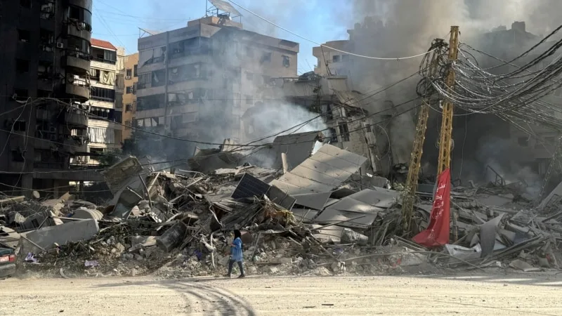 İsrail Beyrut’un merkezini vurdu, Lübnan’ın güneyinde yaşayanlara bölgeyi boşaltması çağrısı yaptı