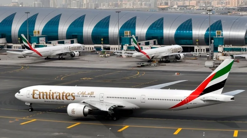 Emirates, uçaklarda çağrı cihazlarını ve telsizleri yasakladı