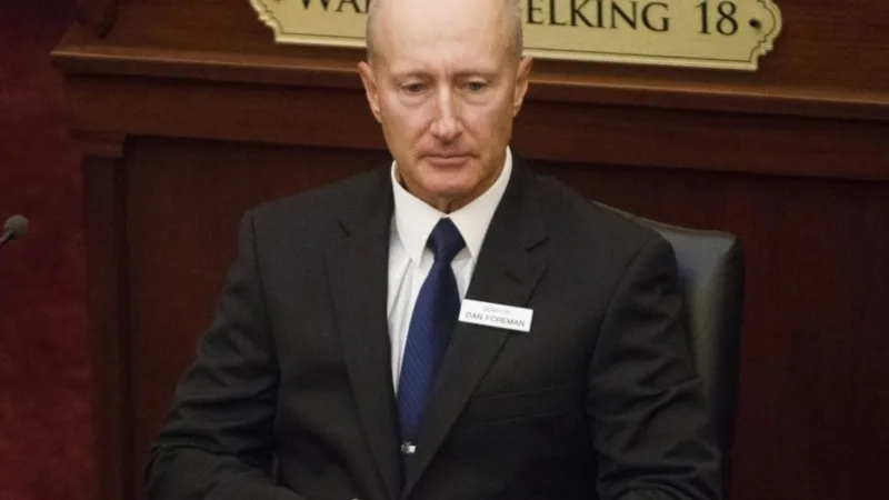 Idaho senatörü Foreman’ın Amerikan yerlisi rakibine “geldiğin yere geri dön” sözü tepki çekti
