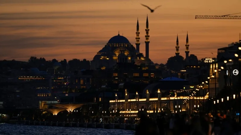 Pew anketine göre kamuoyu Türkiye’de iktidar ve demokrasiye nasıl bakıyor?