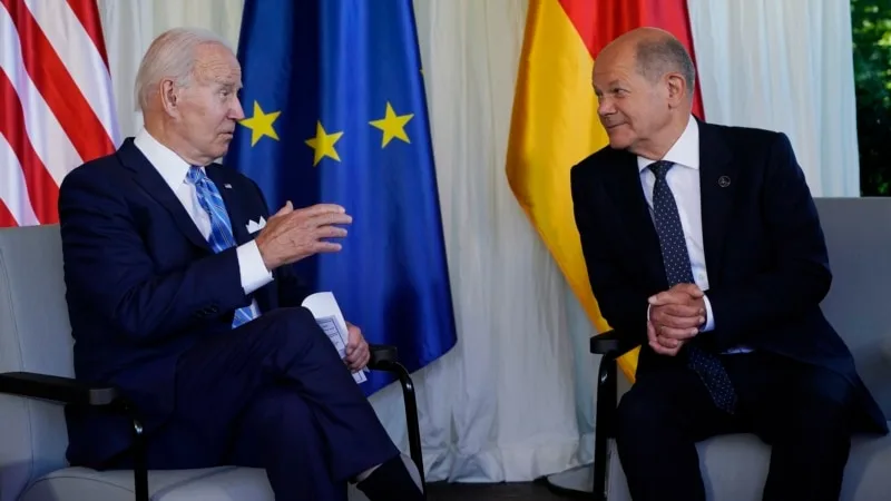 Biden’dan Berlin’e ilk gezi ve veda ziyareti