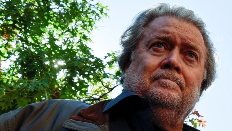 Trump müttefiki Steve Bannon, Kongre’ye itaatsizlik suçu nedeniyle dört ay hapiste kaldıktan sonra serbest bırakıldı