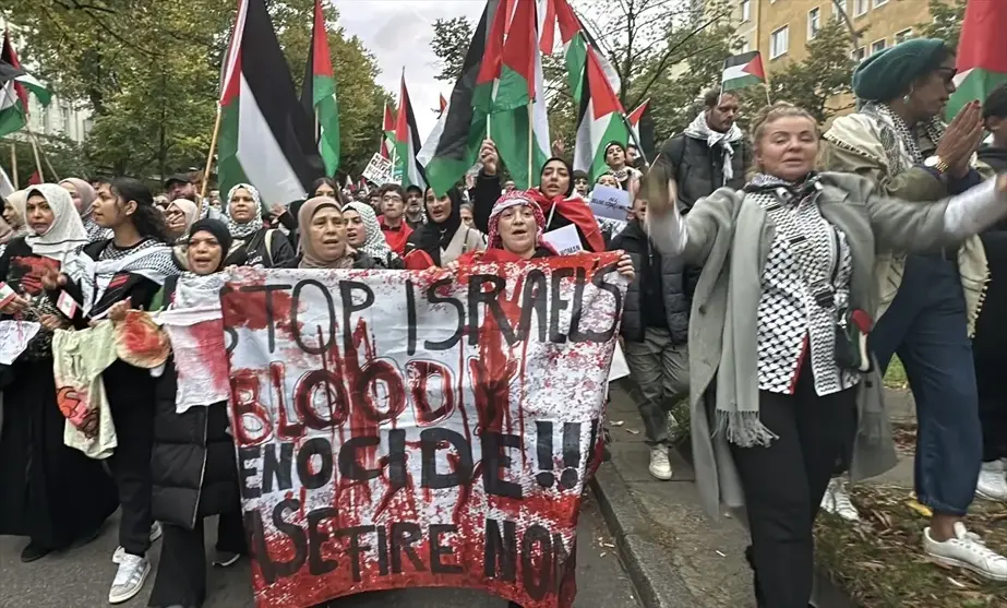 Berlin’de Filistin’e Destek Gösterisi ve Polis Şiddetine Protesto