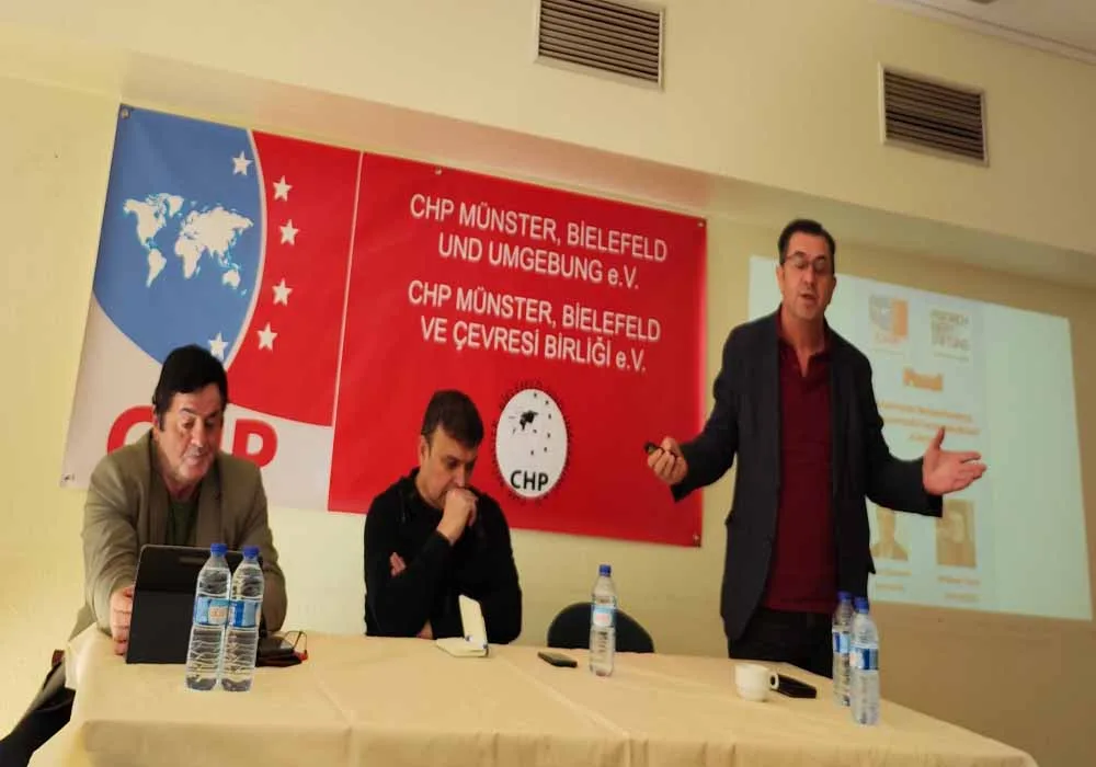 Bielefeld’deki Panelde  ırkçılık tartışıldı