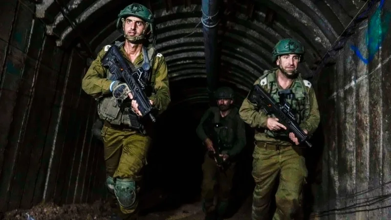İsrail, Suriye’de baskın düzenleyerek İran ile bağlantılı bir Suriyeli’yi ele geçirdiğini açıkladı
