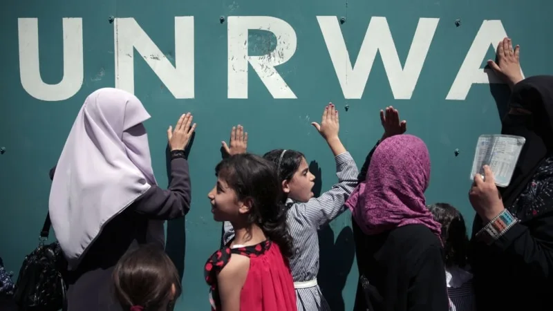 İsrail, Filistinliler’e yardım eden UNRWA ile ilişkilerin resmen sona erdiğini BM’ye bildirdi