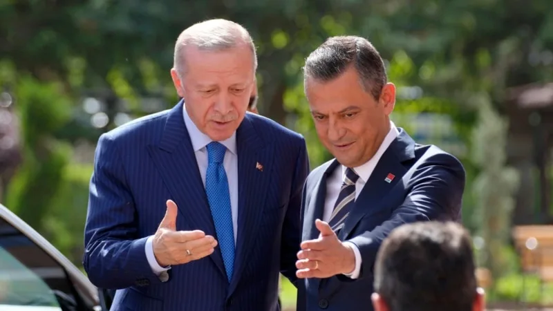Hem Erdoğan hem Özel mesaj yayınladı