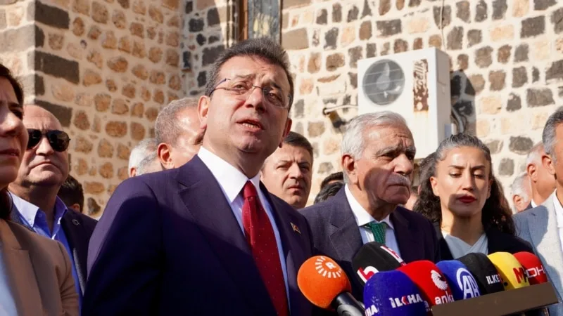 İBB Başkanı İmamoğlu Mardin’de Ahmet Türk’ü ziyaret etti