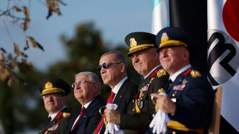 Türkiye’nin gündemi: Teğmenlere ceza girişimi tartışması