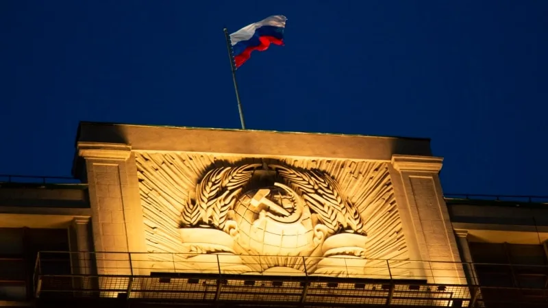 Rus Parlamentosu, yurt dışında yaşayan ünlü muhalif sanatçıların gelirlerini hedef almaya hazırlanıyor
