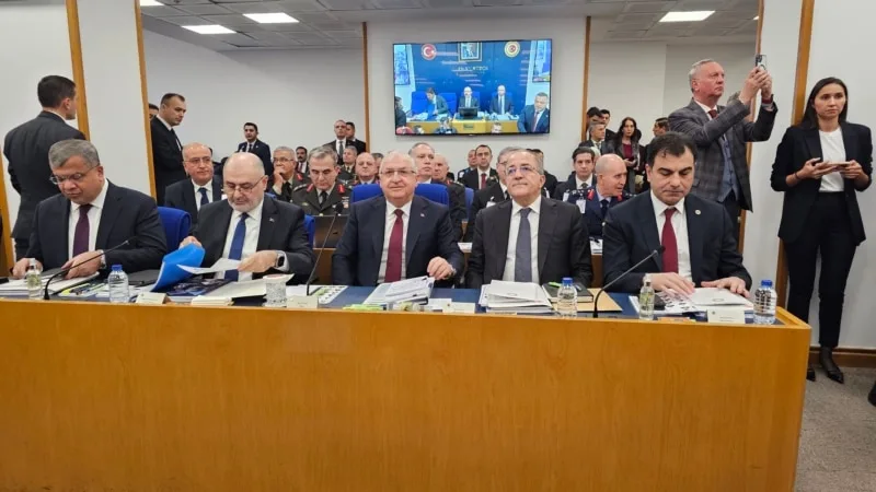 ABD’den hem F-35’teki üretim payımızı hem de 40 adet F-35 almak istiyoruz