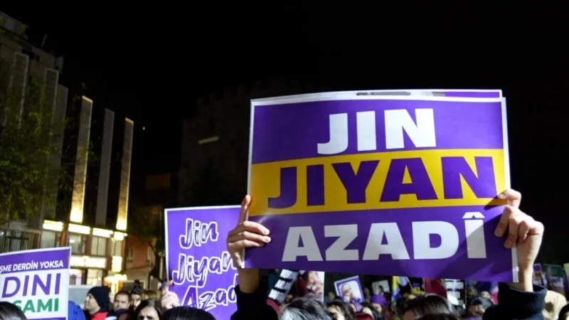Diyarbakır’da “jin, jiyan, azadî” sloganı neden yasaklandı?