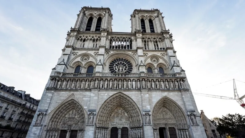 Restorasyonu tamamlanan Paris Notre Dame Katedrali yeniden açılıyor