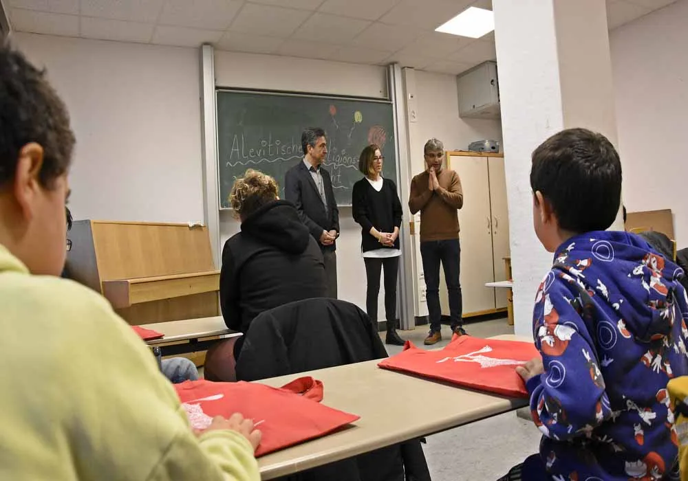 Berlin’de Bir Okul Daha Alevilik Derslerine Başladı