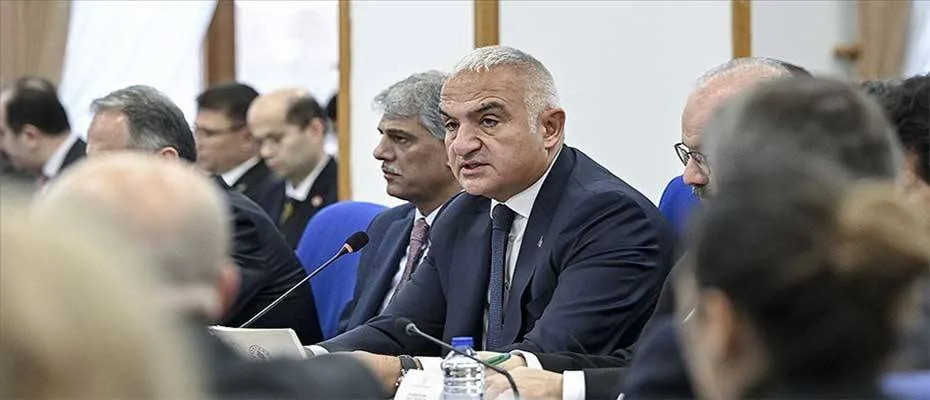 Bakan Ersoy: Türkiye’ye gelen ziyaretçi sayısı 49,2 milyon kişiye ulaştı