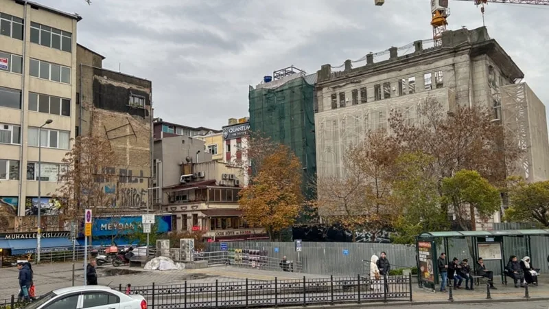 Karaköy Mescidi yeniden yaşatılsın mı? Mimarlar ve tarihçiler farklı görüşlerde