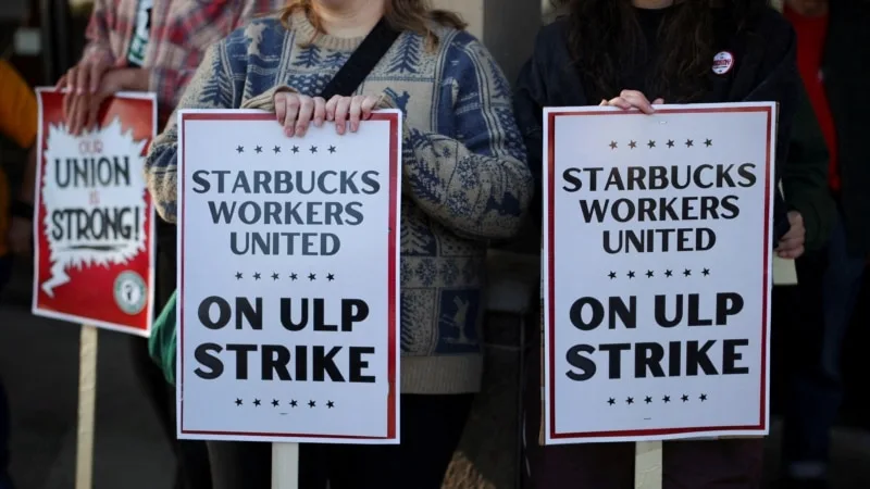 Starbucks çalışanları ABD genelindeki grevlerini genişletiyor
