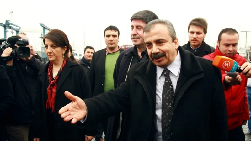 “Gereken pozitif adımı atmaya ve çağrıyı yapmaya hazırım” 