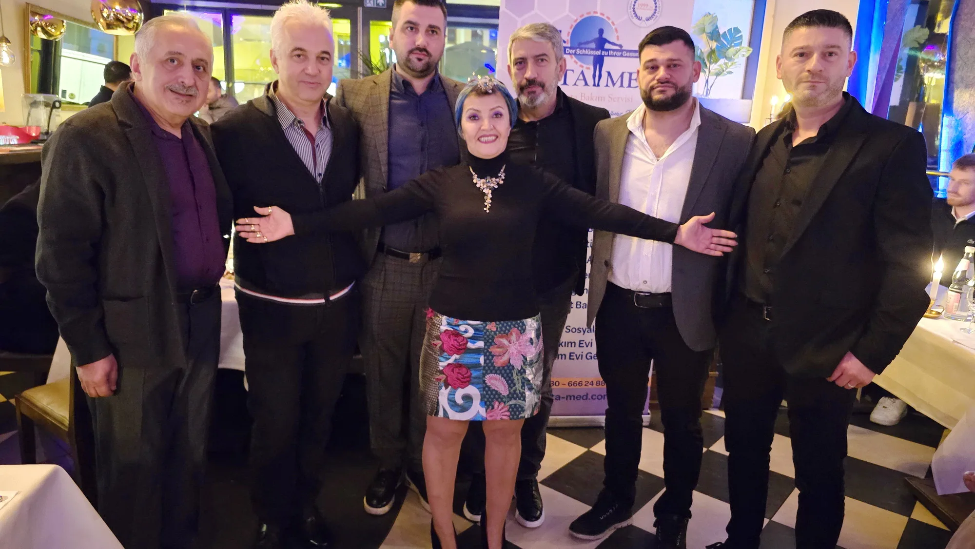 DETA-MED Sağlık Hizmetleri 25. Yıl Özel Noel ve Yeni Yıl Yemeği